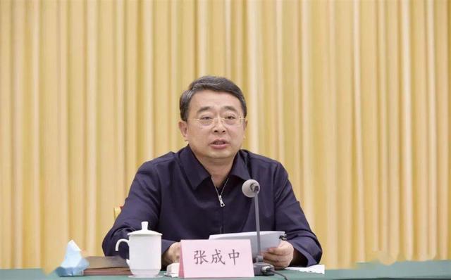 新一届辽宁省委常委亮相,李乐成当选省委副书记,3位新面孔都是"70后"