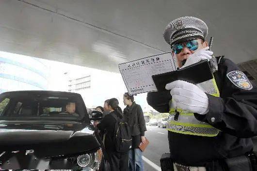 临时号牌能不能能不能上高速公路 临时号牌能不能能不能上高速公路