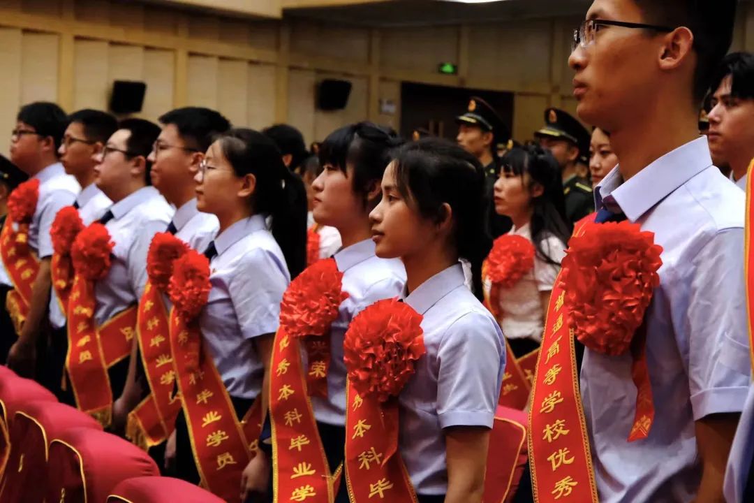 国防科技大学毕业典礼图片