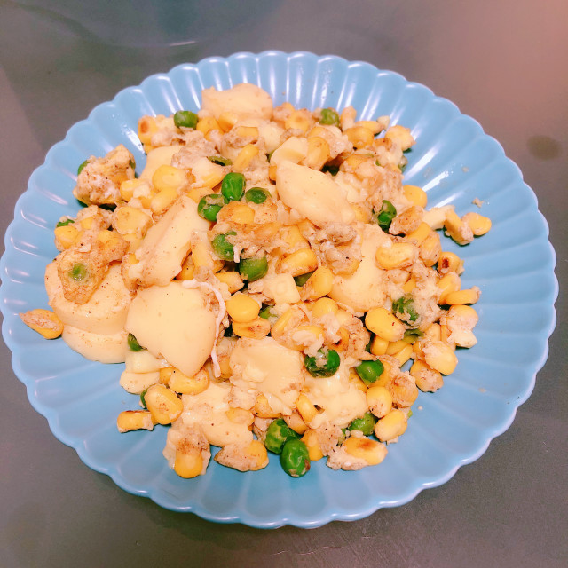玉子豆腐炒蛋,口感丰富,营养又好吃