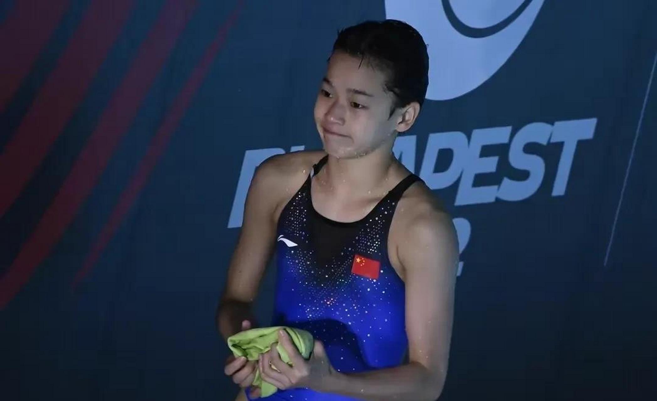 前段时间全红婵被周继红从国家队赶回省队,而且女