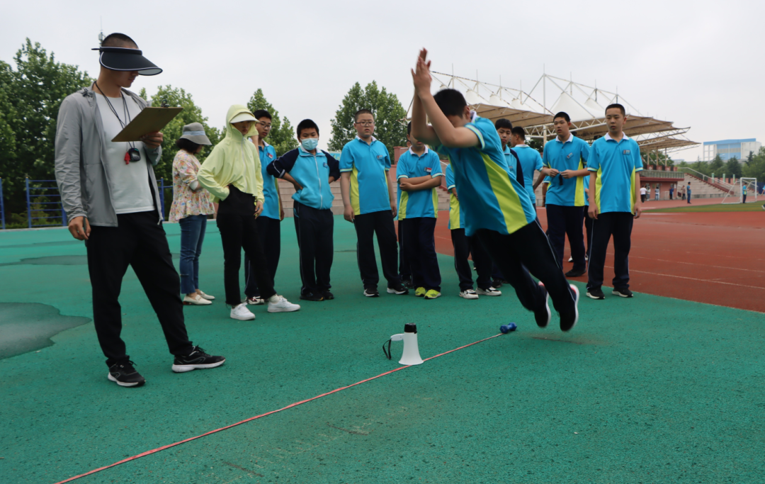 荣成市实验中学举办运动小达人争霸赛