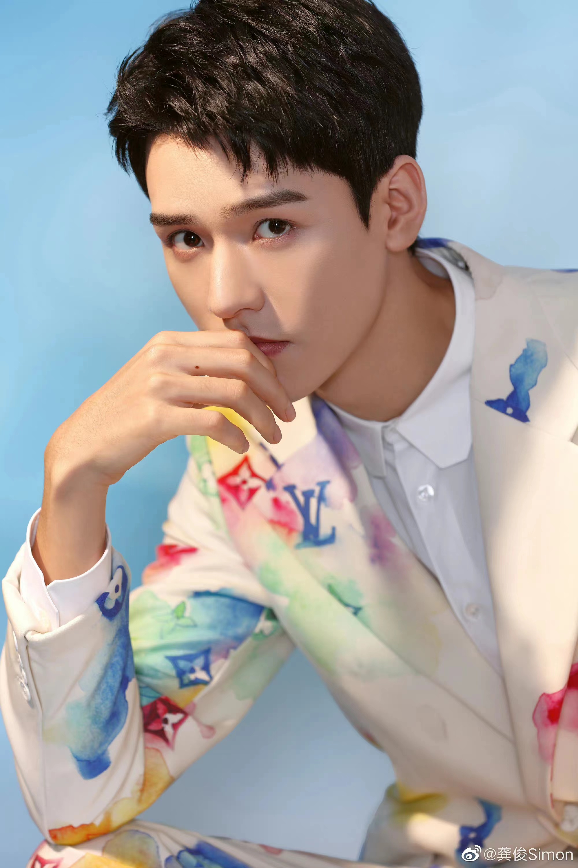 像一只蝴蝶飞进我心底——记2021龚俊时尚芭莎年度派对