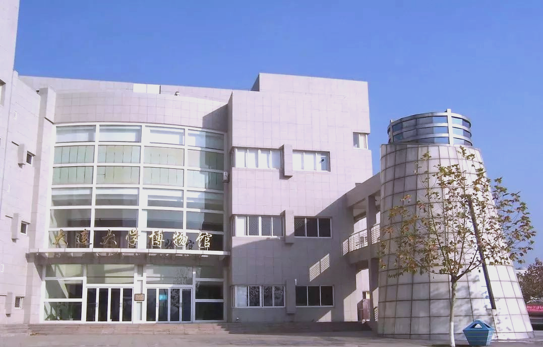 大连大学新生报到及校园生活指南