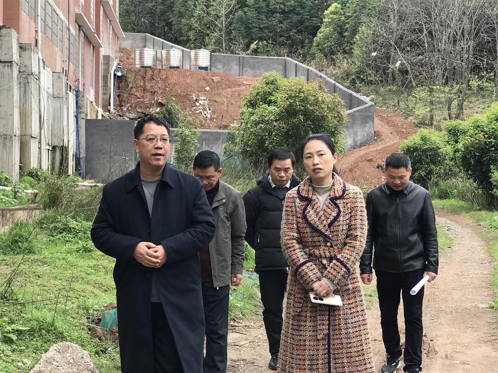 双牌:石婧到县职业技术学校调研项目建设