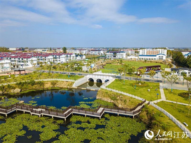 江苏东海:石梁河水库靓了 老百姓笑了