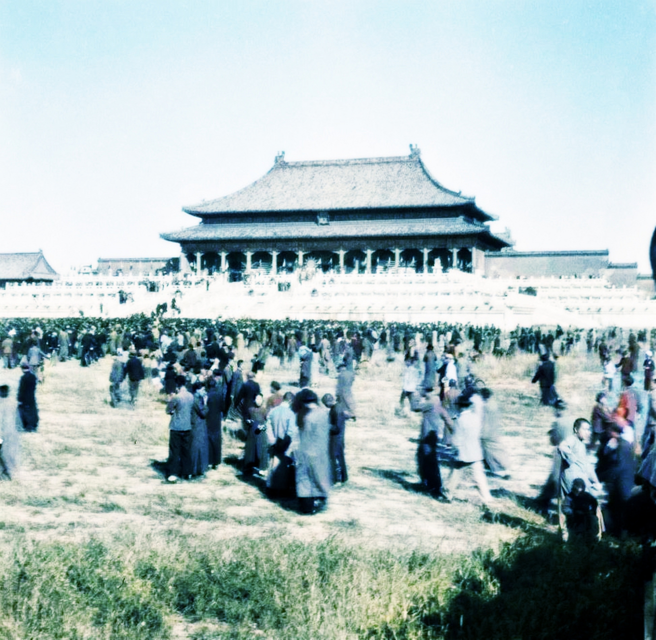 这是一张罕见的故宫老照片,摄于1945年10月10日.