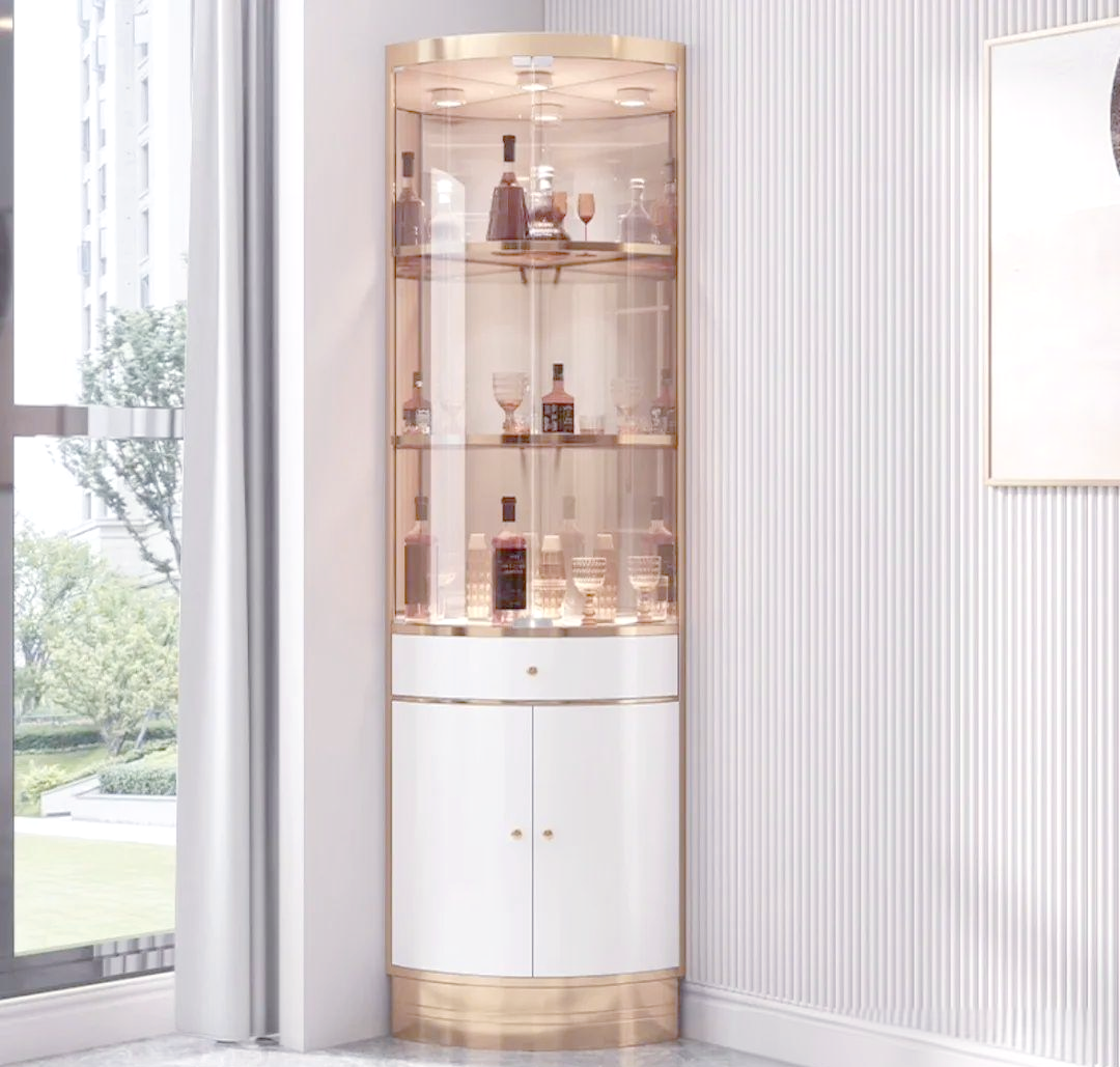 沃蓝尚品碧桂园角柜:轻奢玻璃酒柜的多功能家居选择