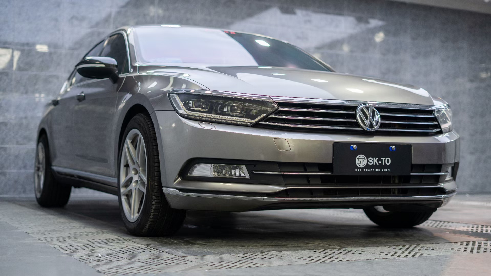 大众迈腾skto高端改色膜液态金属银