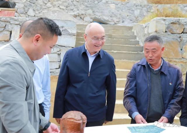 胡吉宏到紫云开展巡河工作