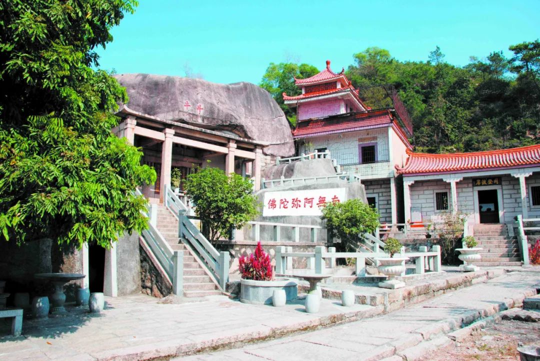 念佛成就大神通的龙裤国师