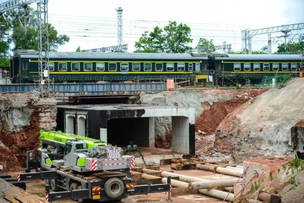 金堂|时速200公里!18分钟飙拢成都东站