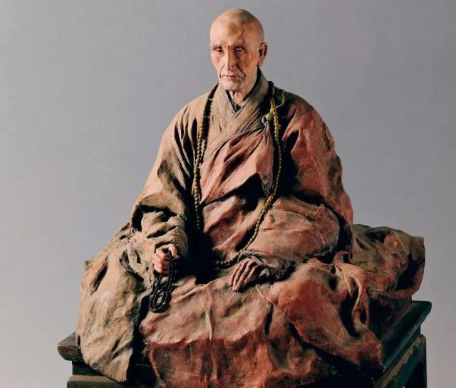 虚云和尚的故事:坐怀不乱,黑夜里,却能看清树林里的小沙弥撒尿