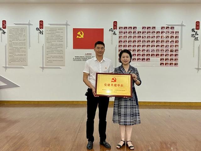 浙江财经大学会计学院党委与黄岩新前西范村党委开展党建结对活动