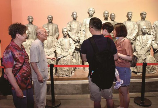 "这是爷爷的爷爷"