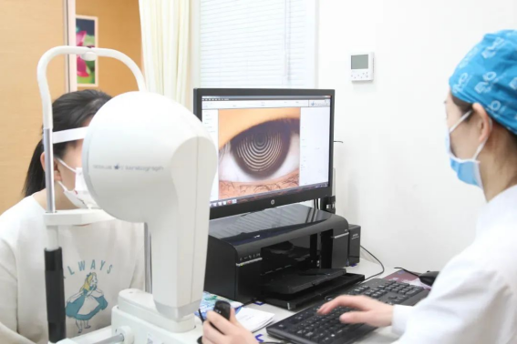 泪腺的功能是否正常以及泪膜的稳定性检查是否存在干眼症等情况福利三