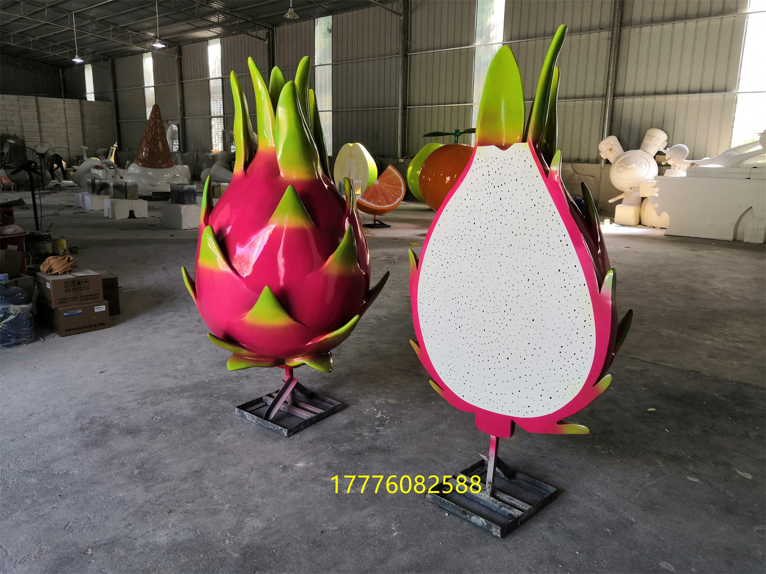 纷纷前来打探"玻璃钢火龙果卡通小女孩雕塑成功秘籍"因为它红呀