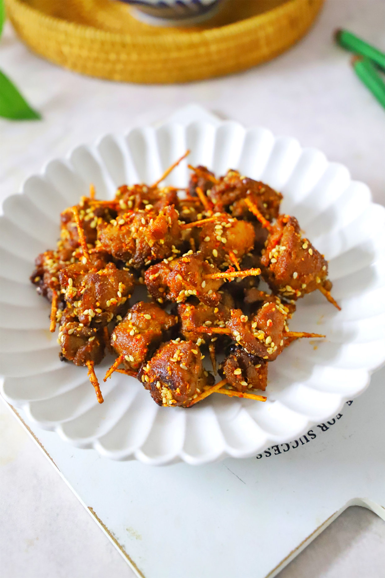 做牙签肉时,许多人忽略了这2点,难怪吃起来又干又柴还不入味