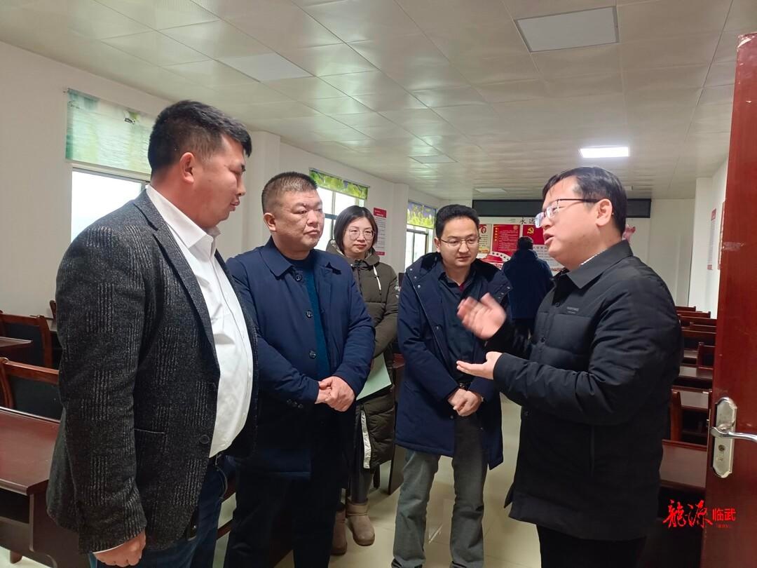 临武县委常委,县委宣传部部长付小俊到水东镇调研新时代文明实践站