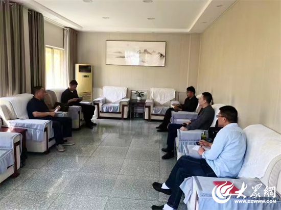 微山县韩庄镇开展人大代表议案办理情况座谈