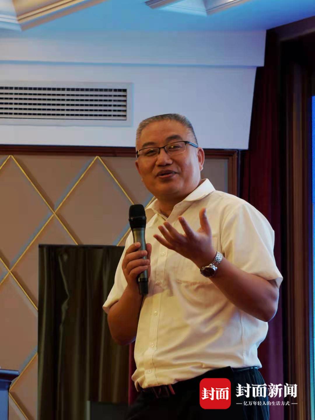 深耕职教18年的"博士校长"陈世平:职业教育要把专业建在产业链上丨