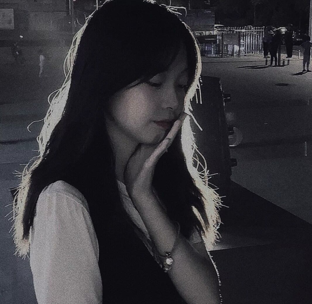 伤感微丧女生头像