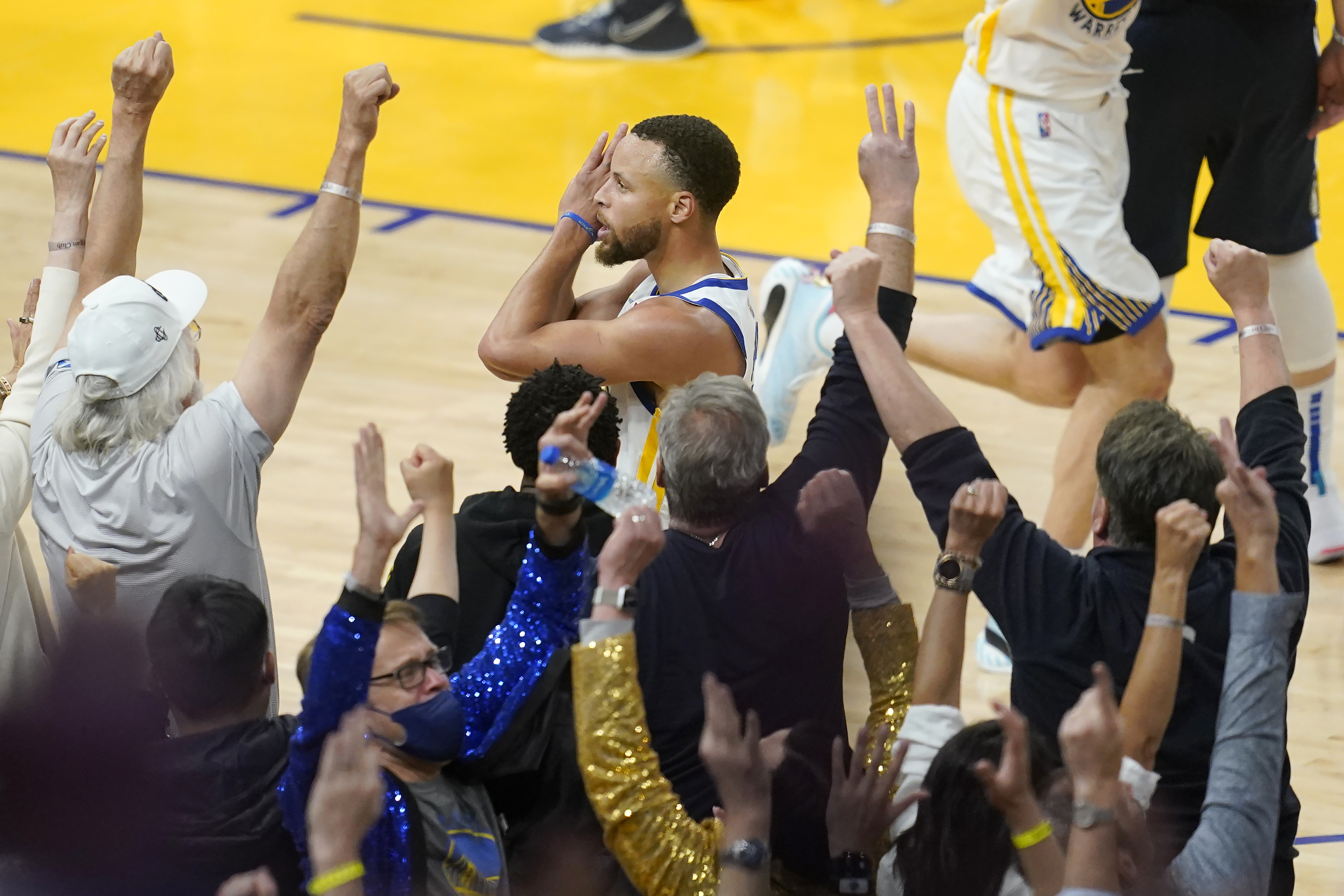 勇士蛰伏3年兑现承诺,7个nba总冠军超越公牛
