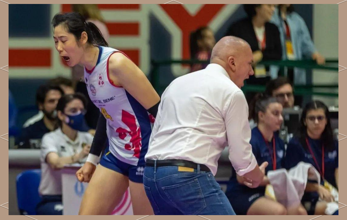 意甲女排最佳阵容揭晓:朱婷与卡拉库尔特闪耀全场