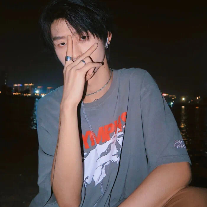 男生头像|个性帅气暖男头像 生活我已经习惯了一个人 第190期