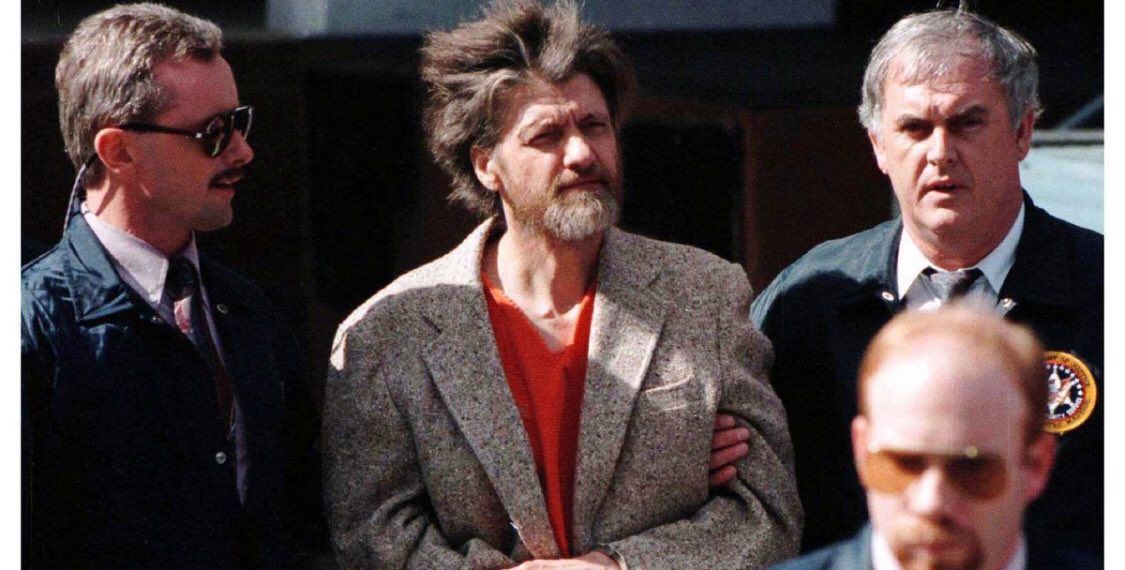 "疯狂的天才"——美国知名恐怖分子泰德·卡辛斯基狱中自杀身亡