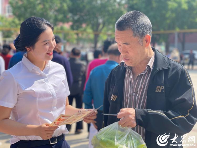 东营农商银行 "四项举措"让适老金融服务有温度