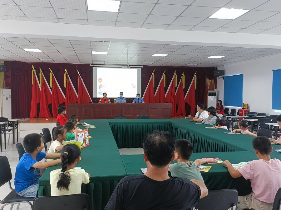 第六检察部联合政法网格员赴程桥街道开展法治宣讲活动