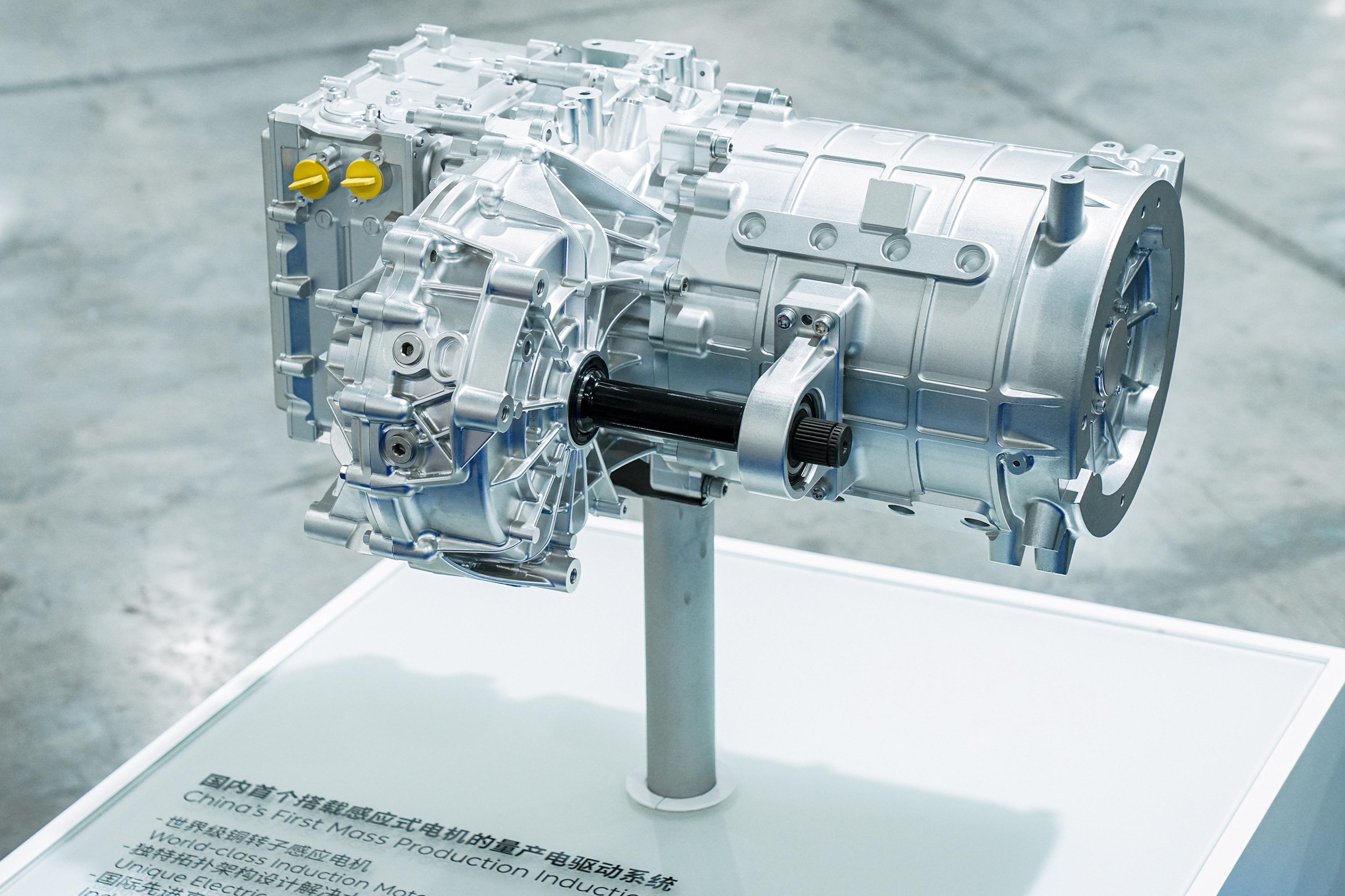 eds电驱系统,即电动驱动系统,是以电机驱动为核心功能的综合性系统.