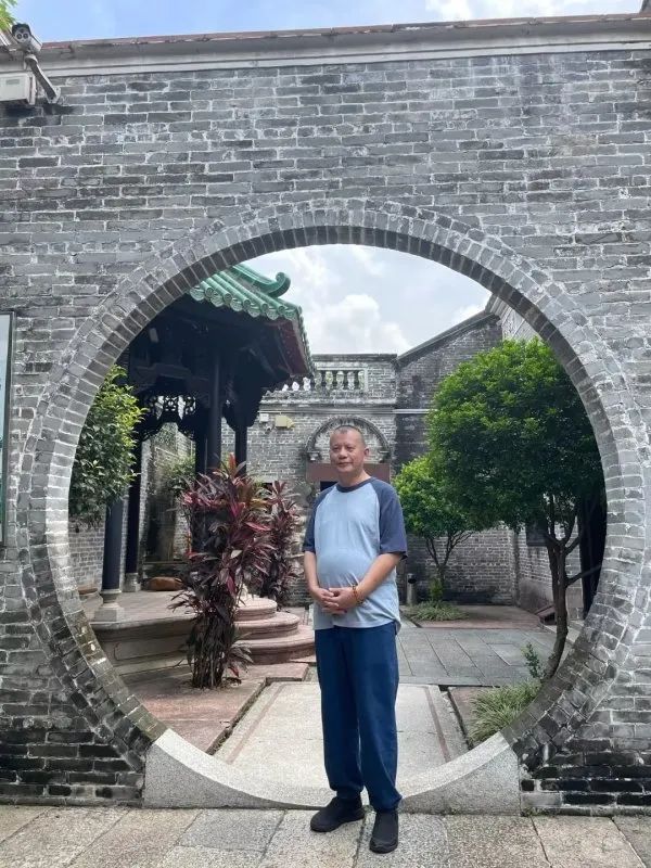 容县诗人甘桂钦诗歌选(2)