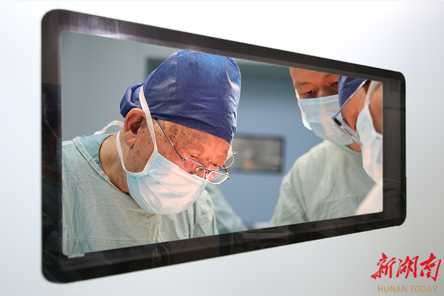 83岁的"小"医生吴金术