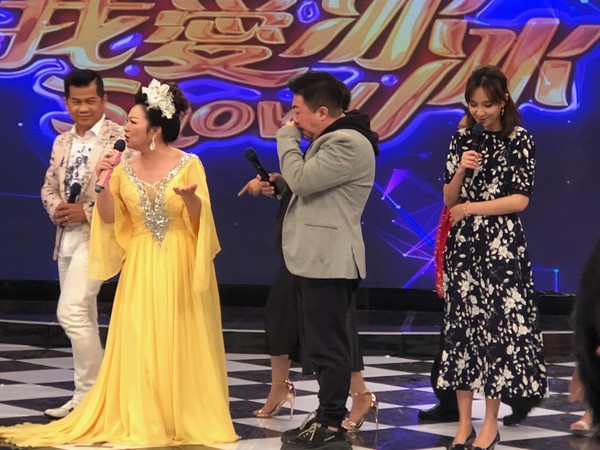 "杉菜老爸"董至成两度落泪 谈婚变怪找错证婚人