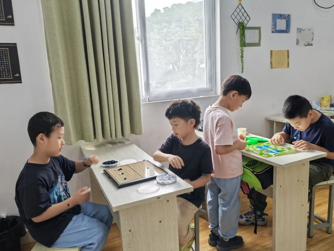 钟楼区永红街道总工会暑期爱心托管班,将国学融入托管服务,让孩子们