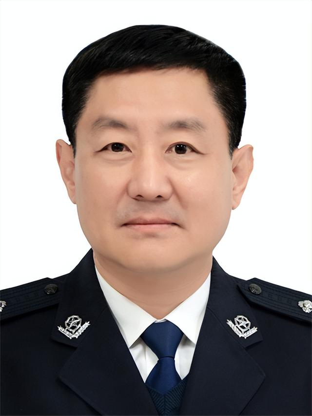 山东省公安厅更新领导信息,张月波任党委副书记,常务副厅长(简历)