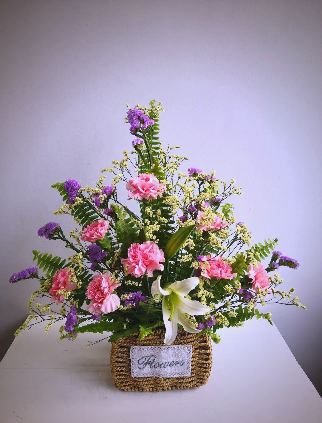 如何用正三角形插花技巧打造西方经典插花