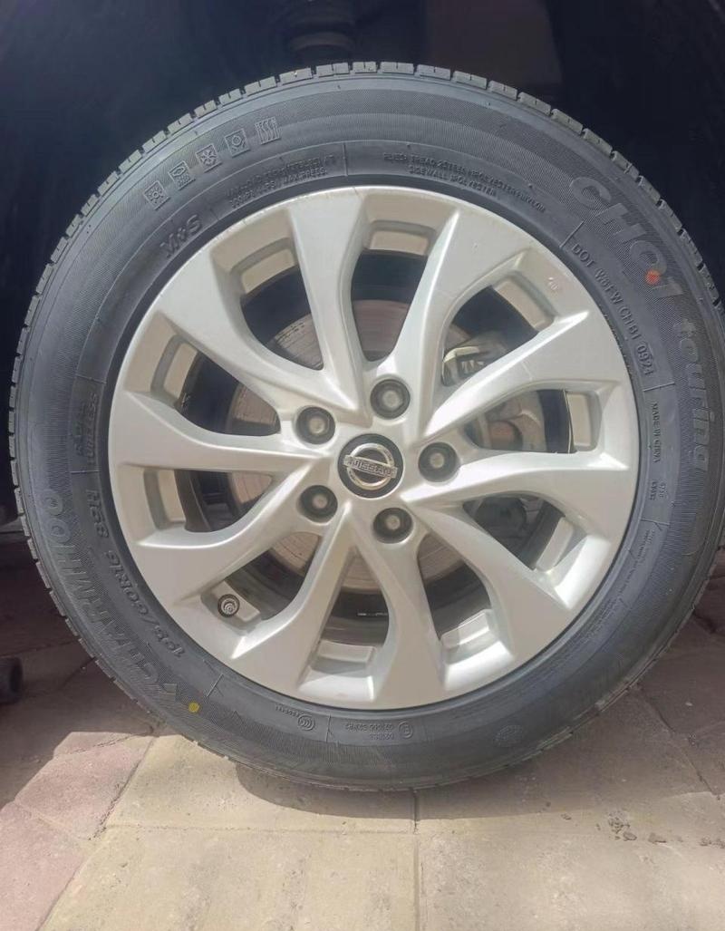 2016轩逸经典轮胎型号