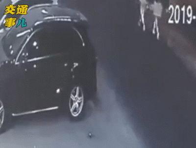 人在屋中坐祸从窗外来,开车出行务必谨慎驾驶