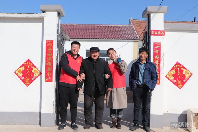 沾化区富源街道:送福字贴春联 小房敬老院年味浓浓