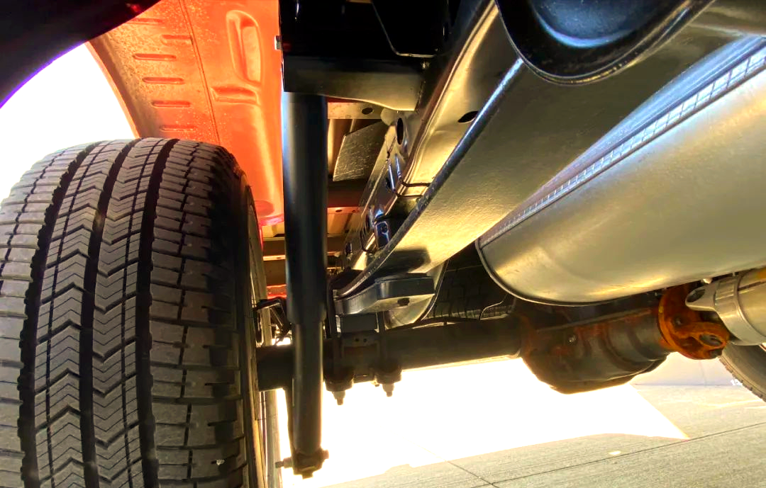 打造新型混合材料板簧系统,实现更轻便,更承重,更安全的目标