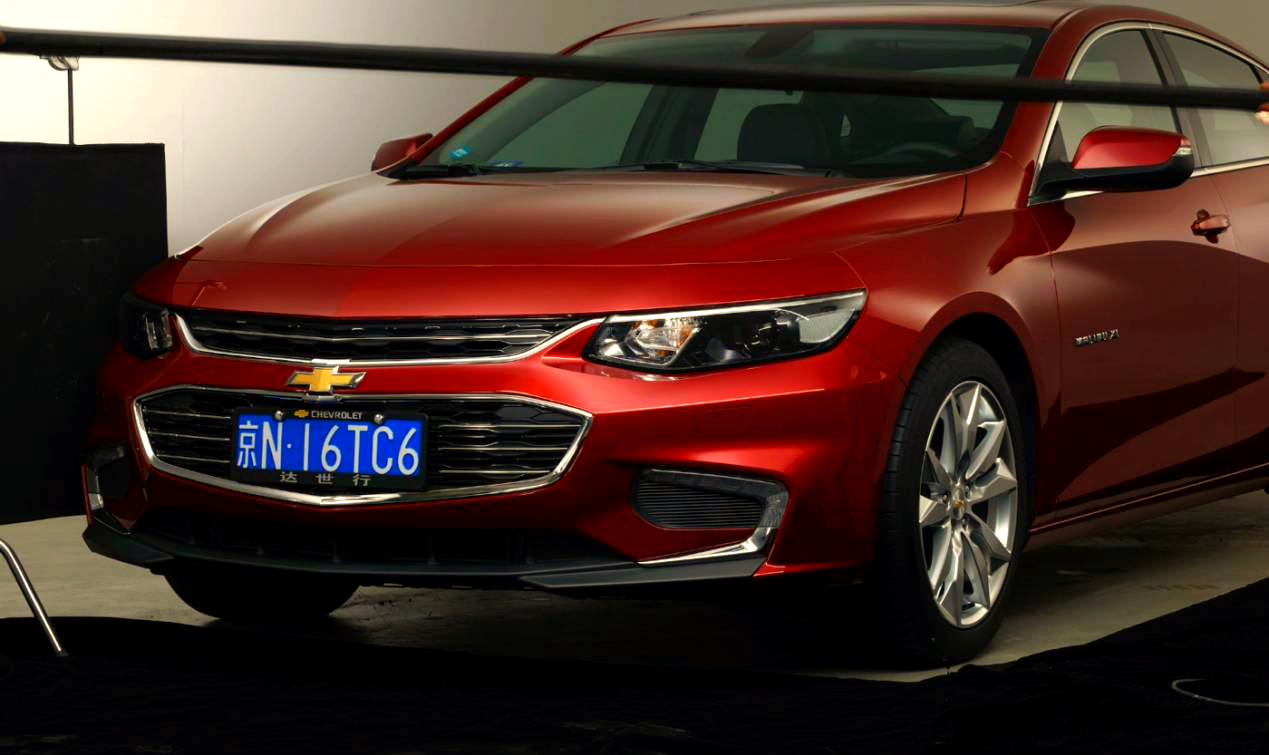 车身前45度角拍摄细节解析与应用案例