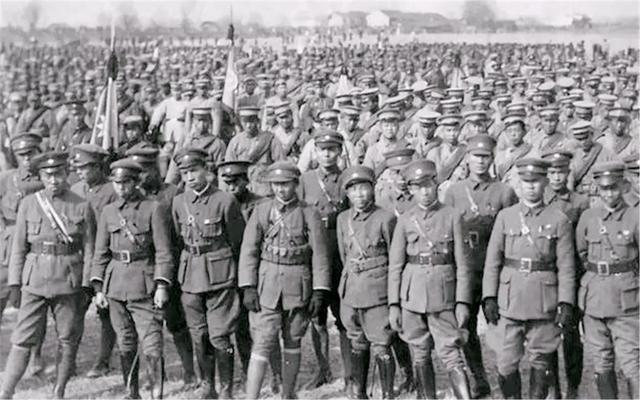 黄埔军校生为什么在北伐时能大败一众实战经验丰富的军阀们?