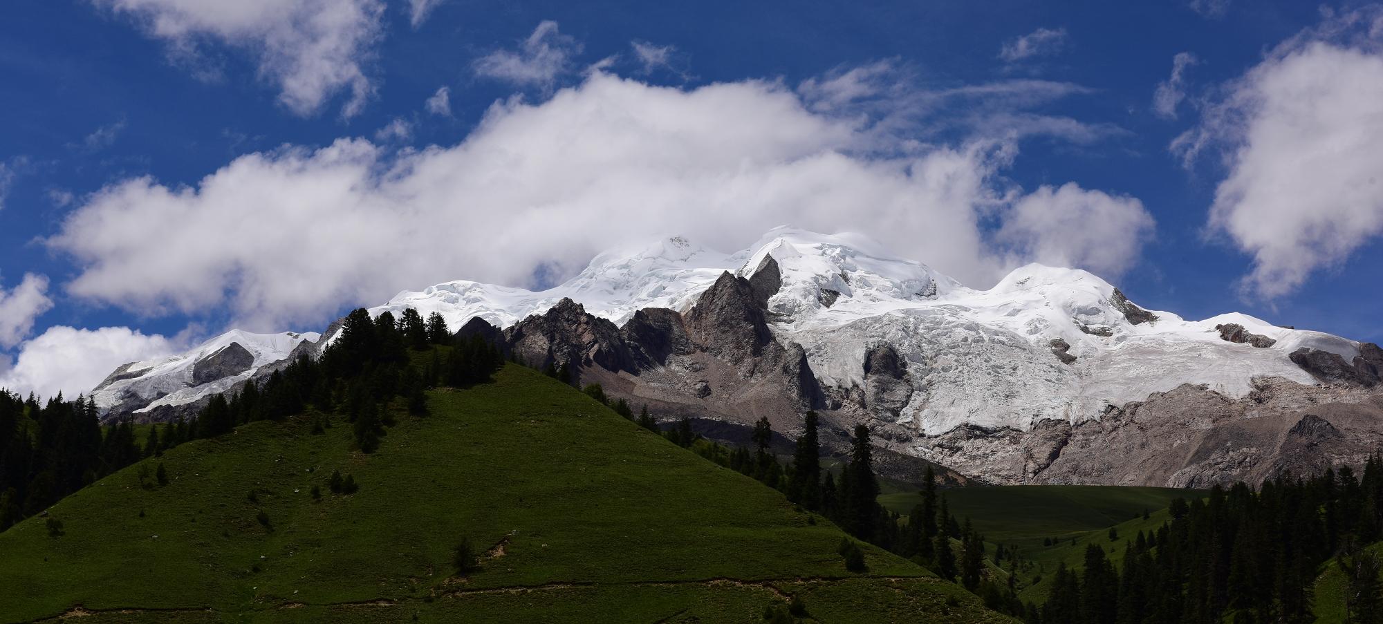 沙鲁里山,横断山的中央山脉