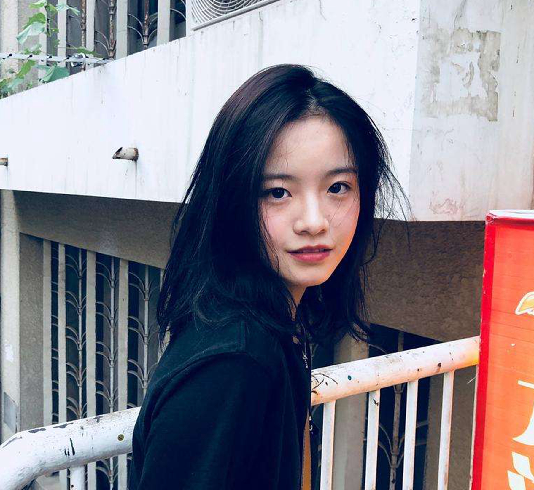 宣墨的扮演者的名字?她是哪一年出道的?