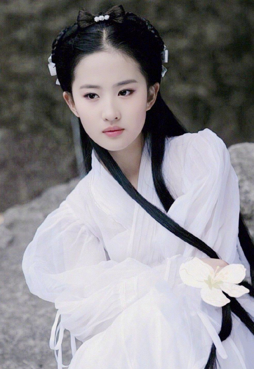 刘亦菲真好看 古装[牛啤酒]综合症!