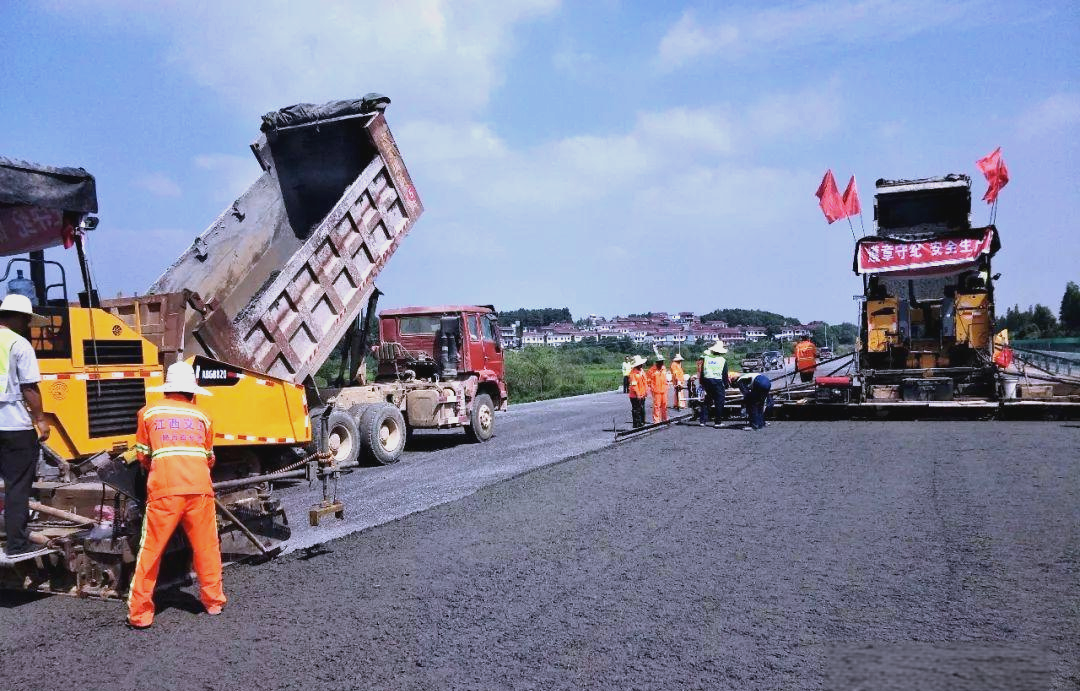 xx高速公路路面工程水稳底基层施工全程记录