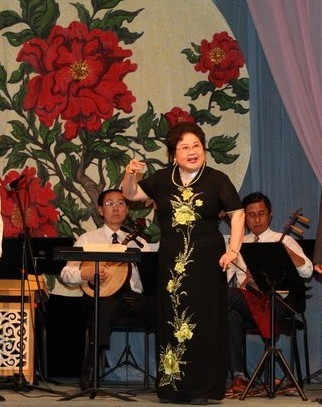 "小常宝"齐淑芳丈夫发文谈妻子为何留美:不是叛逃